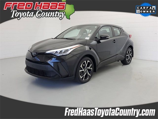 2022 Toyota C-HR XLE