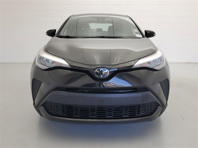 2022 Toyota C-HR XLE