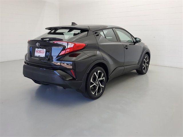 2022 Toyota C-HR XLE