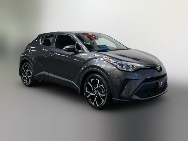 2022 Toyota C-HR XLE