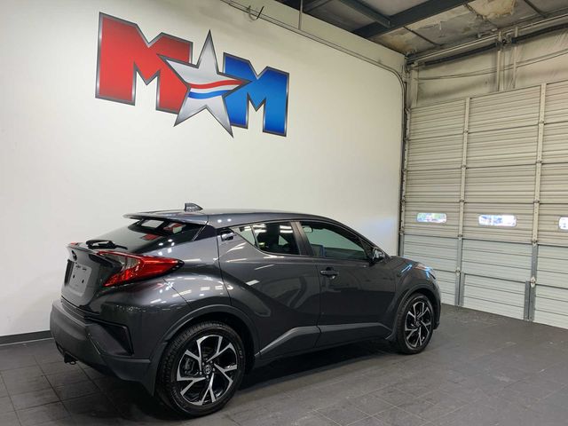 2022 Toyota C-HR XLE