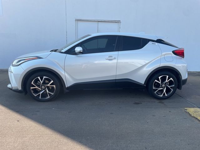 2022 Toyota C-HR XLE