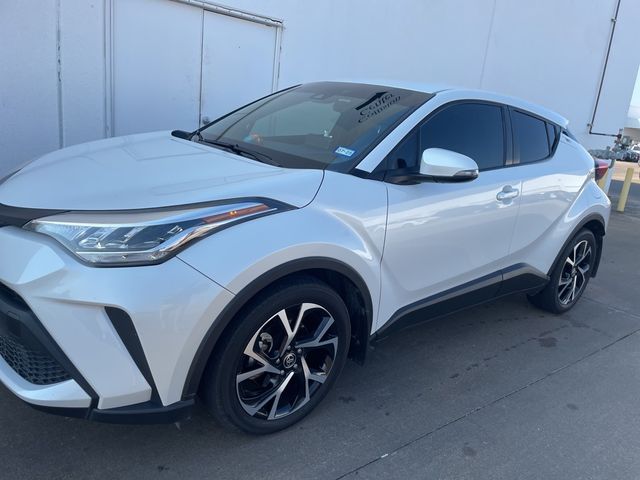 2022 Toyota C-HR XLE