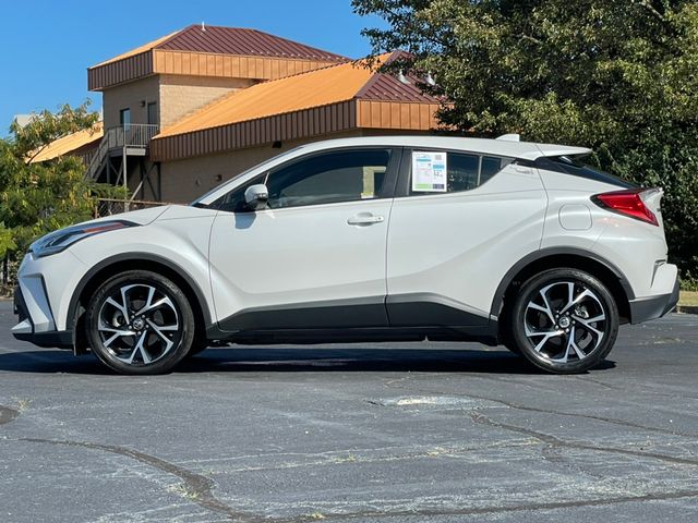 2022 Toyota C-HR XLE