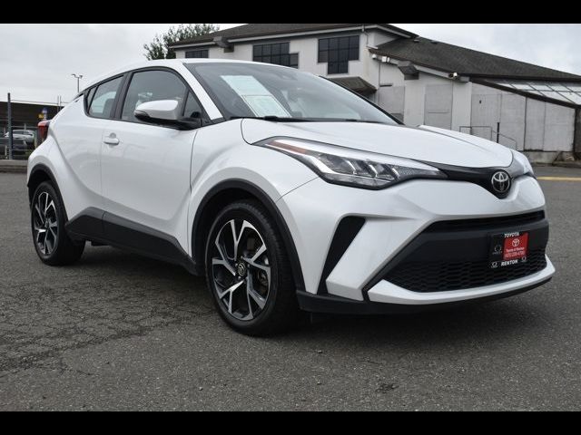 2022 Toyota C-HR XLE