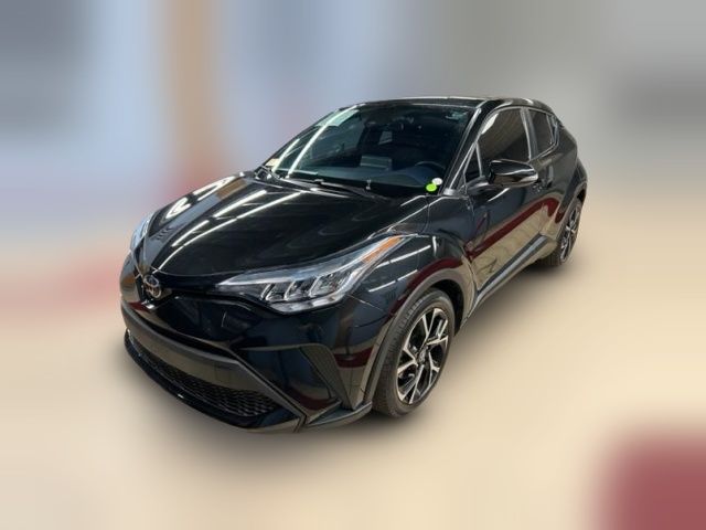 2022 Toyota C-HR XLE