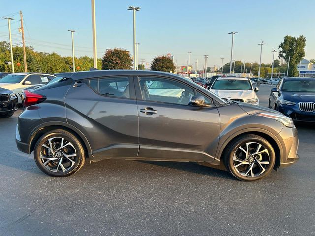 2022 Toyota C-HR XLE