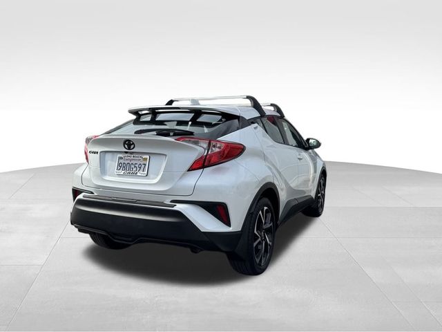 2022 Toyota C-HR XLE