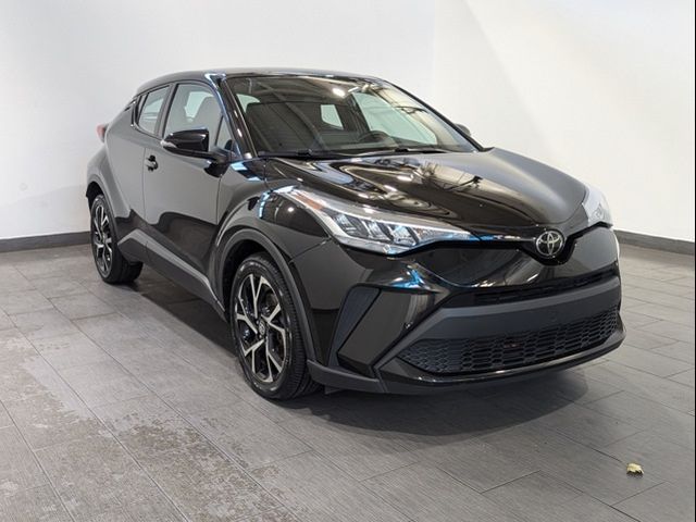 2022 Toyota C-HR XLE