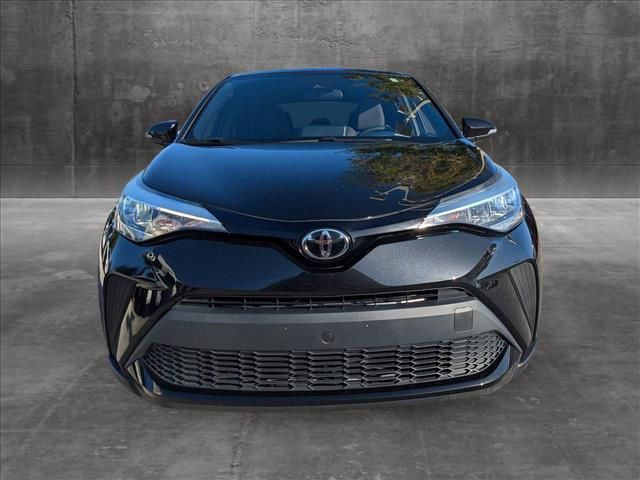 2022 Toyota C-HR XLE