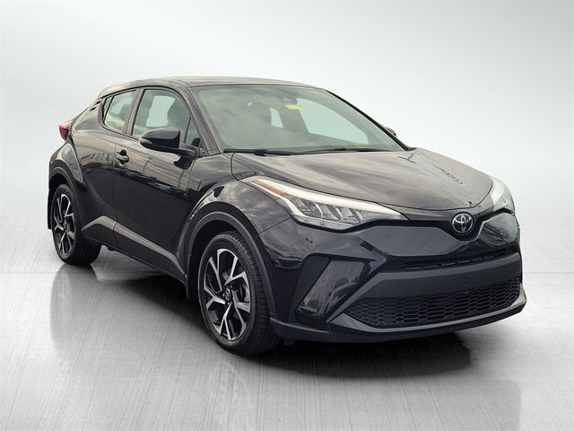 2022 Toyota C-HR XLE