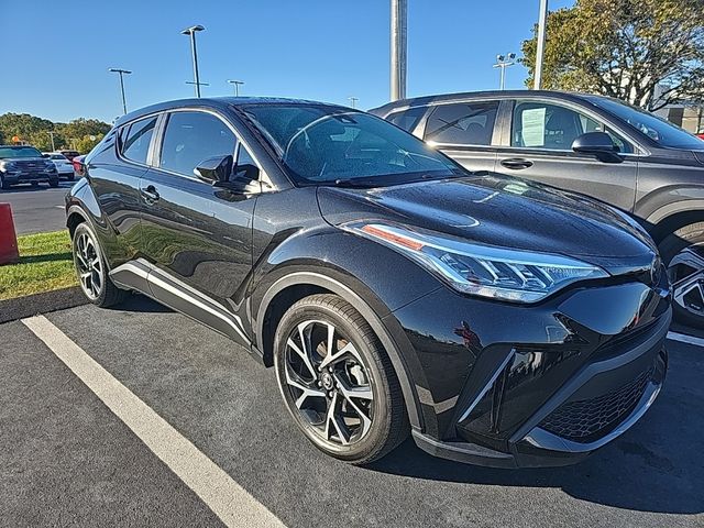 2022 Toyota C-HR XLE