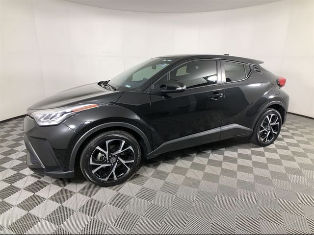 2022 Toyota C-HR XLE