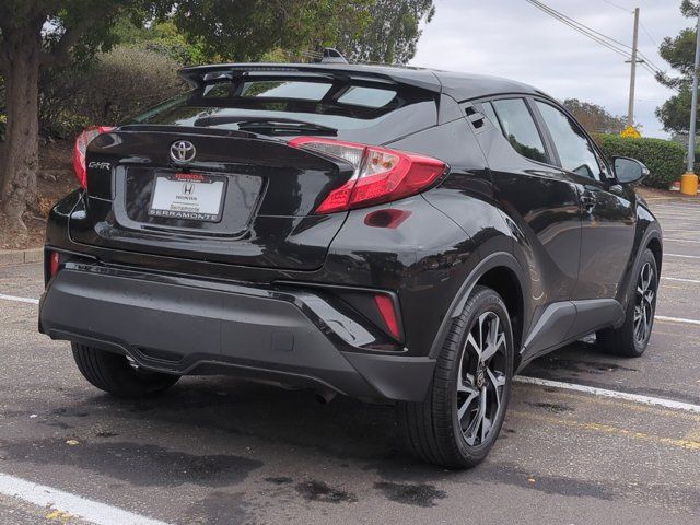 2022 Toyota C-HR XLE