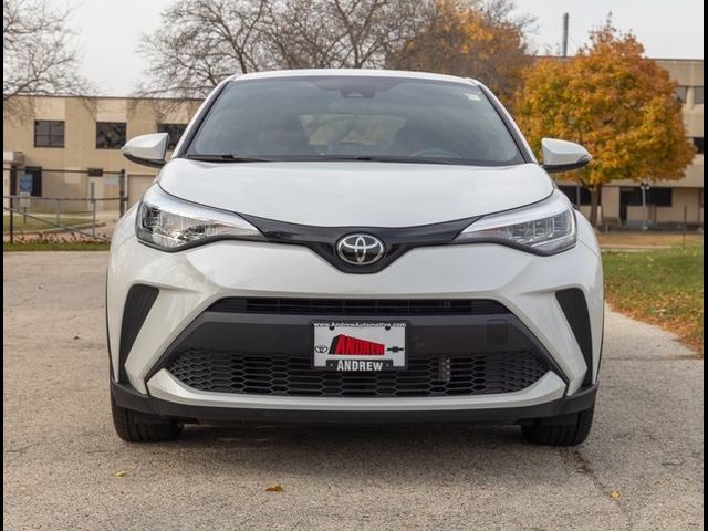 2022 Toyota C-HR XLE