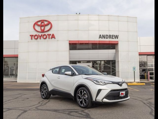 2022 Toyota C-HR XLE