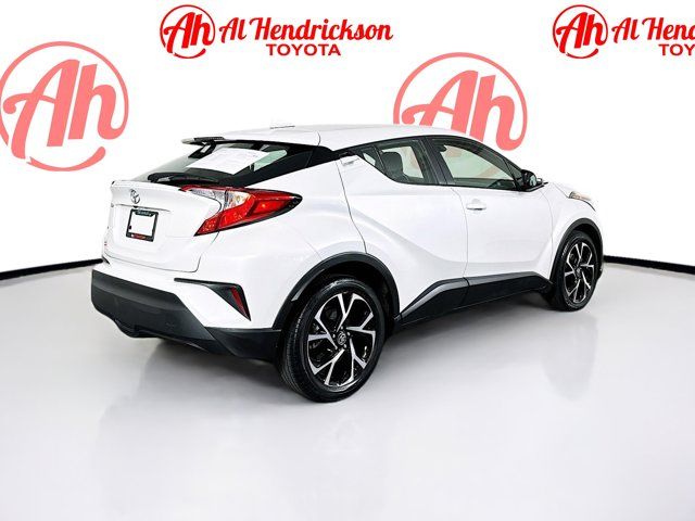 2022 Toyota C-HR XLE