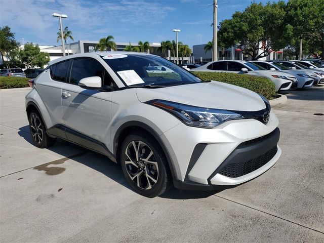 2022 Toyota C-HR XLE