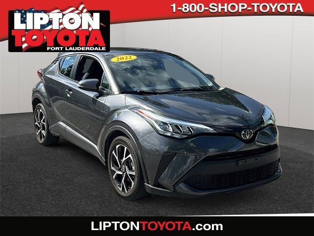 2022 Toyota C-HR XLE