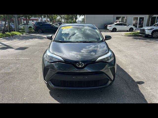 2022 Toyota C-HR XLE