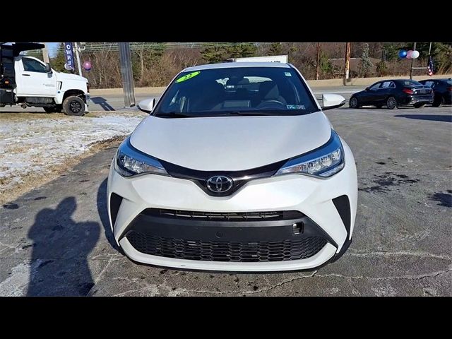 2022 Toyota C-HR XLE