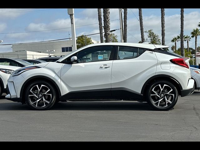 2022 Toyota C-HR XLE