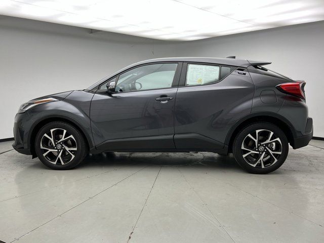 2022 Toyota C-HR XLE