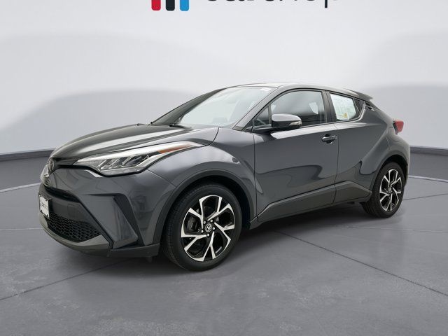 2022 Toyota C-HR XLE