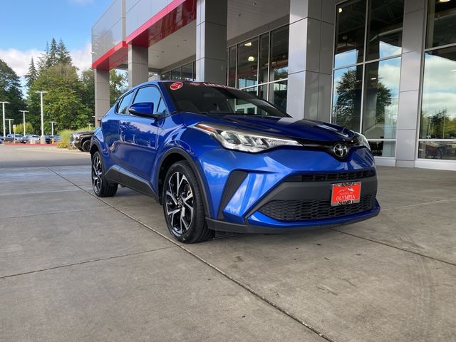 2022 Toyota C-HR XLE