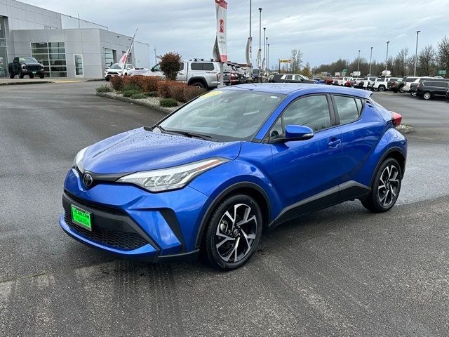 2022 Toyota C-HR XLE