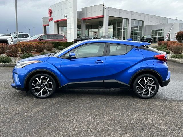 2022 Toyota C-HR XLE