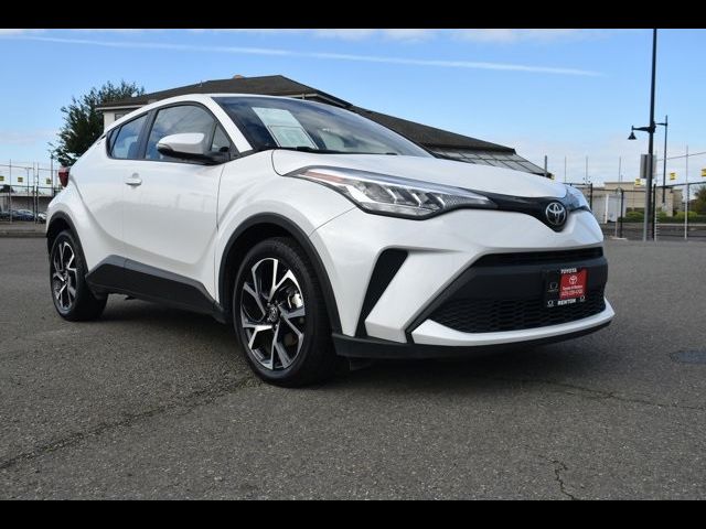 2022 Toyota C-HR XLE