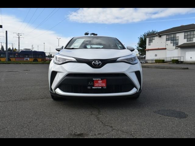 2022 Toyota C-HR XLE