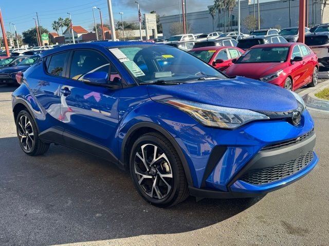 2022 Toyota C-HR XLE