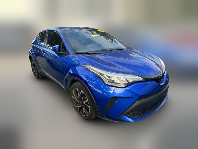 2022 Toyota C-HR XLE