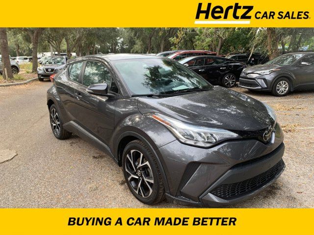 2022 Toyota C-HR XLE