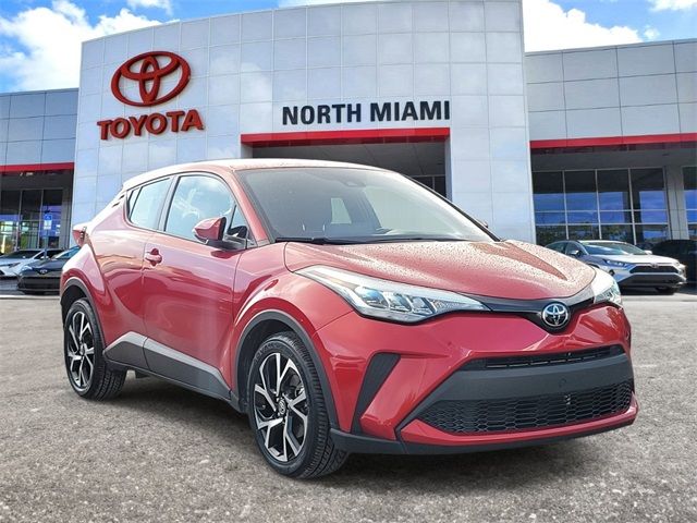 2022 Toyota C-HR XLE