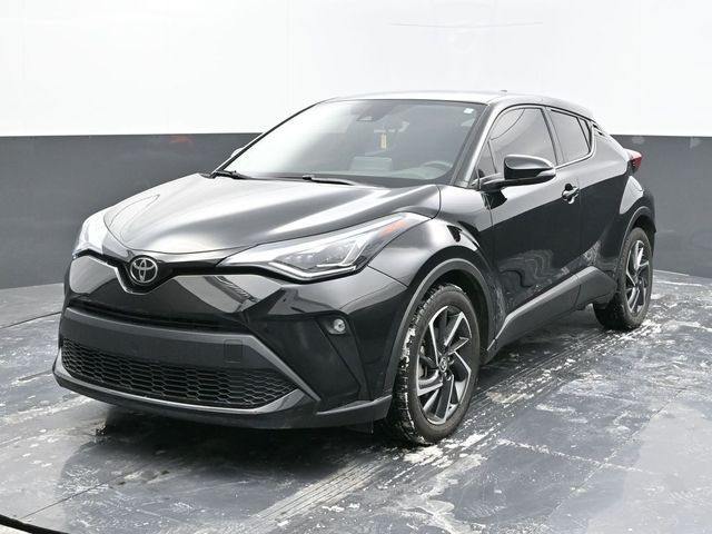 2022 Toyota C-HR XLE