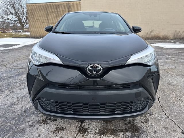 2022 Toyota C-HR XLE