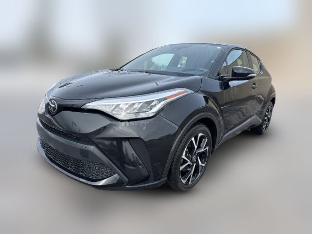 2022 Toyota C-HR XLE