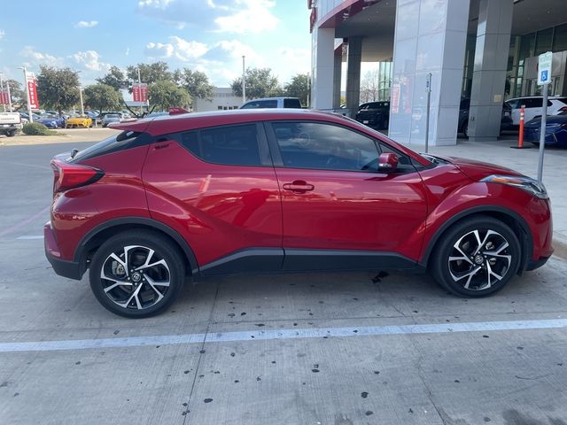 2022 Toyota C-HR XLE