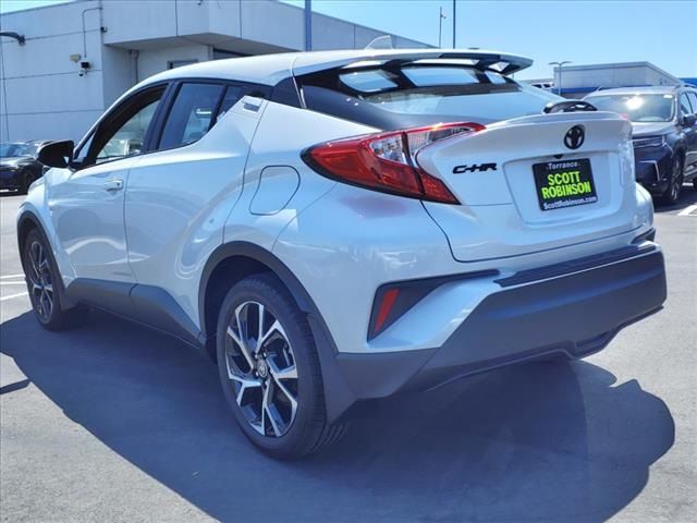 2022 Toyota C-HR XLE