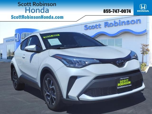 2022 Toyota C-HR XLE