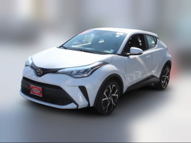 2022 Toyota C-HR XLE