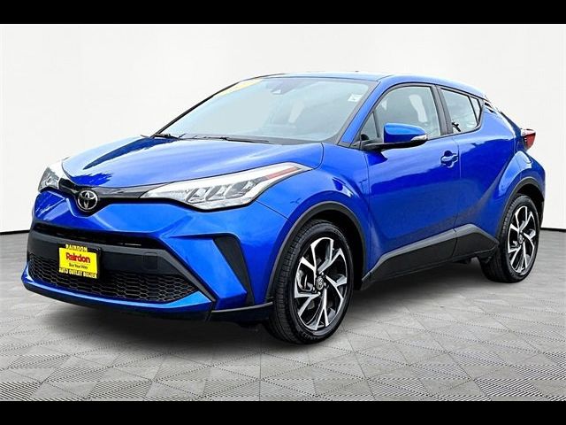 2022 Toyota C-HR XLE