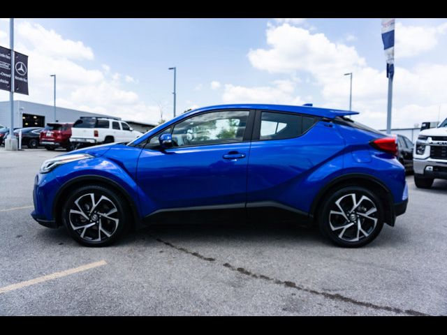 2022 Toyota C-HR XLE