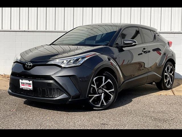 2022 Toyota C-HR XLE