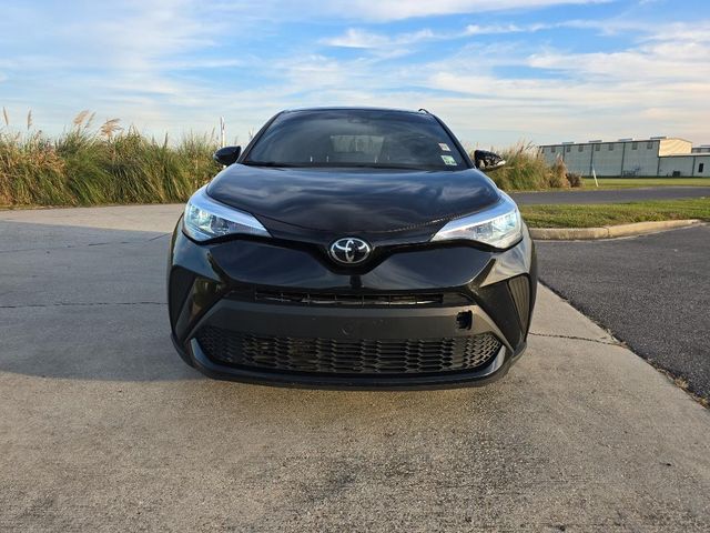 2022 Toyota C-HR XLE