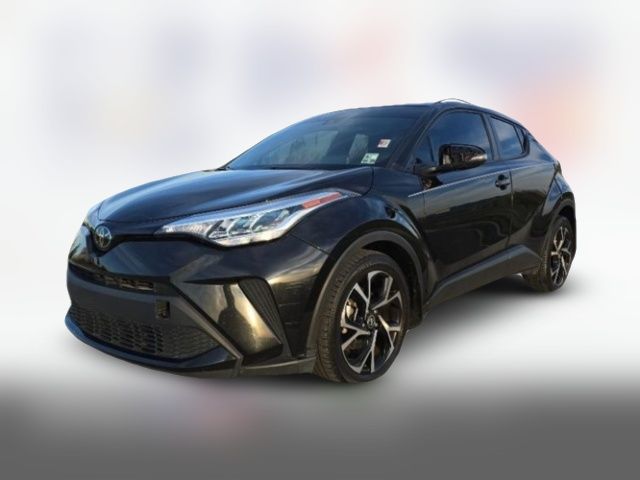 2022 Toyota C-HR XLE