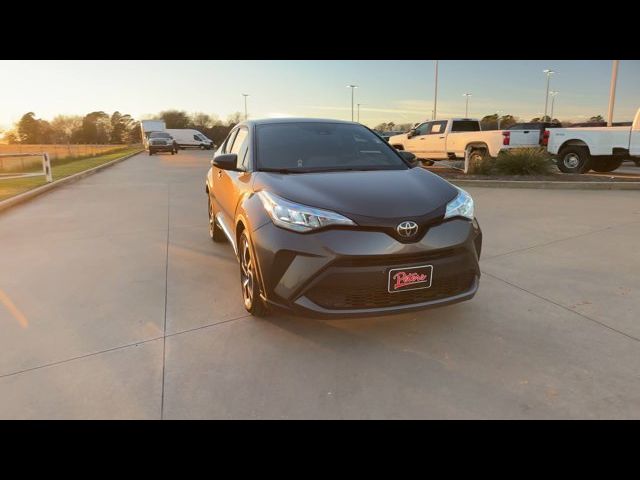 2022 Toyota C-HR XLE